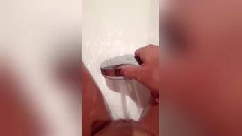 video of showering pussy in bathtub 