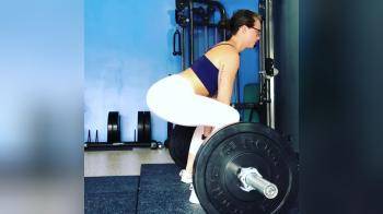 video of Gym bunny deadlifts