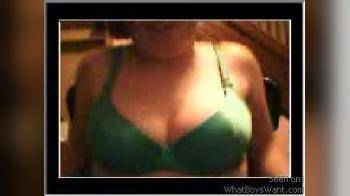 video of camgirl puts on 