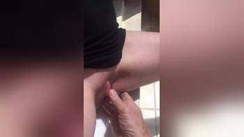 video of Wet deep fingering
