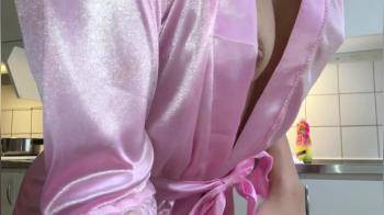 video of Flashing tits and ass from a dressing gown