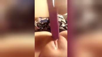 video of Dildoing her pussy