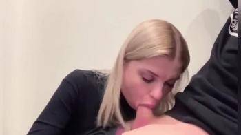 video of Hands free blowjob and cum