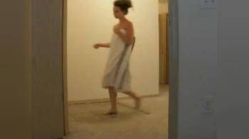 video of drops her towel for a delivery guy