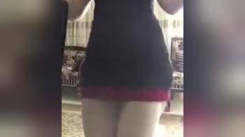 video of Sexy Arabic girl dancing