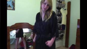 video of Cute girl bares her hot body