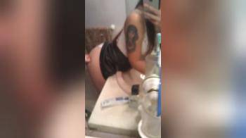 video of fingering her in public toilet lesbians