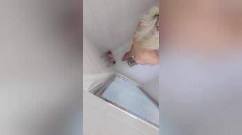 video of girlfriend taking a shower