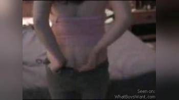 video of ass wiggling chubby cute girl