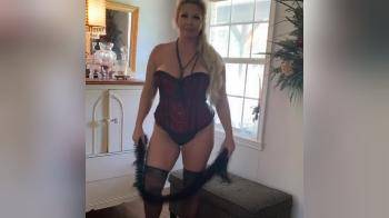 video of Hot pawg in lingerie