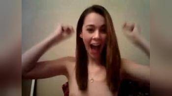 video of college girl shows perfect body