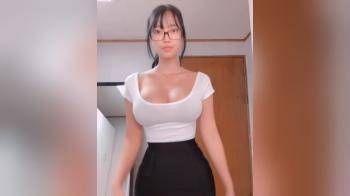 video of sexy tiny waist secretary