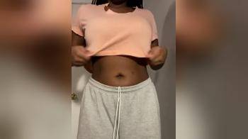 video of Dark skinned beauty has nice boobs
