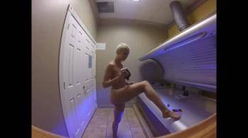 video of blonde masturbating on tanning bed