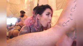 video of fully tattooed girl sucking off cock