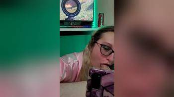 video of There is always time to reply to friends
