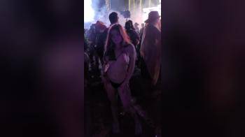 video of sexy rave girl flash