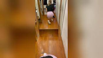 video of Sucking boyfriend in changing room