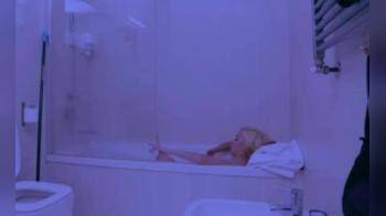 video of Joins his blonde in the bath for a bj