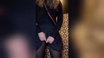 video of Hose against my bare pussy makes me so horny