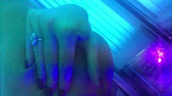 video of Hot babe solarium sun-bathing