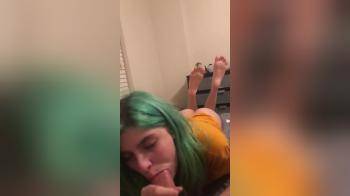 video of Dyed Hair Slutty GF love to suck dick