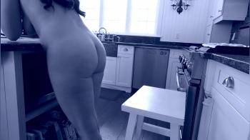 video of 35 yo MILF Getting ready for some Cooking What am I gonna COOK