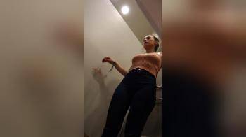 video of Great perky tits in changing room HC