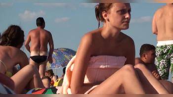 video of Girl On Topless Beach