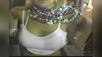 video of Nice looking chick flashes for Beads 2