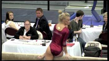 video of Blonde PAWG Gymnast with VERY jiggly ass