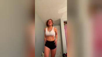 video of Stacked babe dancing in shorts and tanktop