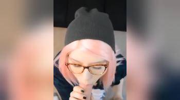 video of pink haired emo GF sucking him off