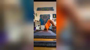video of Boobie slip while doing yoga