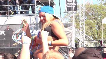 video of Blond Girl Earning Beads