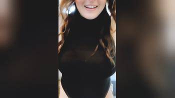 video of brunette chick has nice tits
