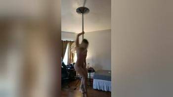 video of nice pole dance scene