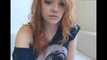 video of Ginger girl has lovely body to show