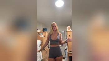 video of low cut workout top
