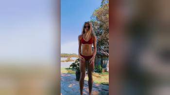 video of hot body in bikini