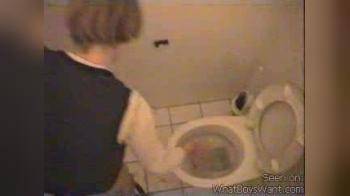 video of peeing woman