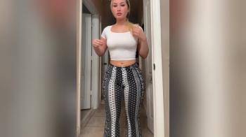 video of White girl is thick