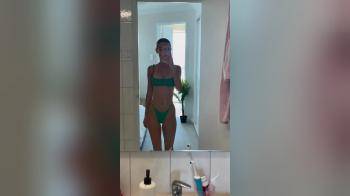 video of fucking hot green bikini body