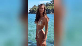 video of hot body floral bikini