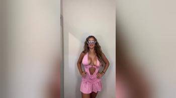 video of big tits pink dress