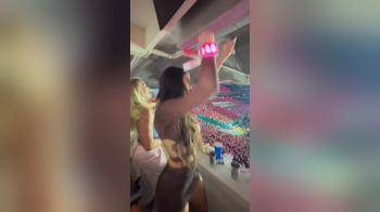 video of hot body at a concert