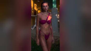 video of hot body fuscia bikini