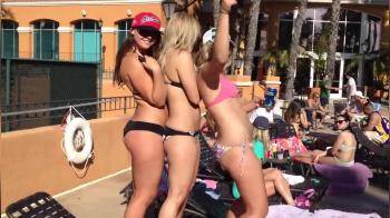 video of Ass at the pool in bikinis