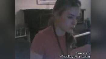 video of 18-12-2005 HornyChick