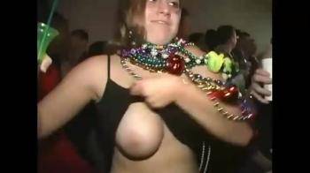 video of Show your tits to earn those beads